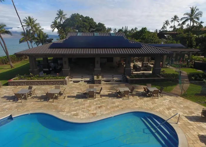 9B Ekahi Village-Studio Bath, Garden View - 1 Minute Stroll To Beach!